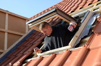 Pose de fenêtres de toit Velux à Hitte